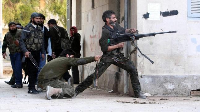 مدينة الباب السورية؛سيطرة للجيش الحر داخلها، وسيطرة لجيش النظام خارجها