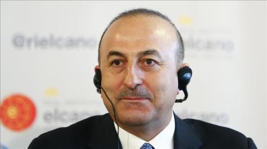 وزير الخارجية التركي يعلن في اسبانيا عن عدم رضوخ تركيا للاتحاد الأوروبي