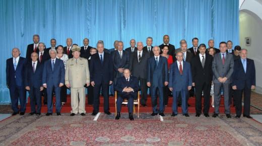 الجزائر تتذيل قائمة الدول العربية من حيث الاقتصادات الاقل حرية بـ 29 وزيرا في الحكومة