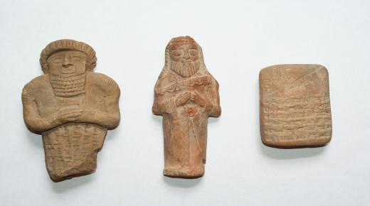 العراق: استعادة آلاف القطع الأثرية المهربة