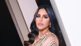 أحلام تنشر صور شباب لبناني ينظف الشوارع: “أبطال مع مرتبة الشرف”
