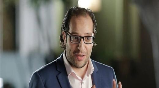 أحمد أمين ينعي وفاة الطبلاوي: اتربينا على صوته