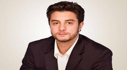 أحمد الفيشاوي ينشر صورة جديدة من كواليس فيلم “30 مارس”