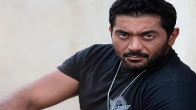 “بنقي اللي بشتغل معاهم”.. أحمد فلوكس يثير الجدل في حلقة جديدة من برنامج “شيخ الحارة”