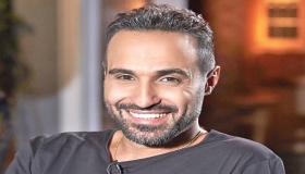 بعد تعليقه على افتتاح الأهلي .. أحمد فهمي يمازح بيومي فؤاد: “انت داخل تزاحم مدحت شلبي”