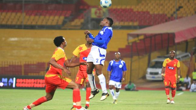 أخبار تجميد الكرة السودانية يلقي بضلاله على أندية الهلال والمريخ وهلال الأبيض .. التفاصيل ونتائج القرار كاملة
