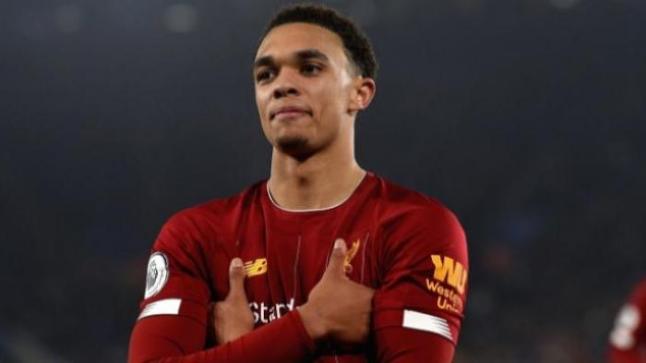 أرنولد: أحلم بشارة قيادة ليفربول.. وهدفي أكون قدوة للاعبين الصغار