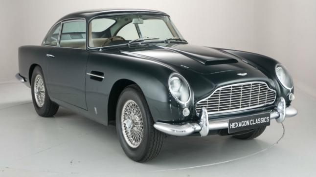 بالصور سيارة أستون مارتن DB5 البريطانية يتم عرضها للبيع