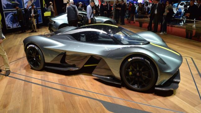 احدث الصور لسيارة أستون مارتن فالكيري الجديدة كلياً