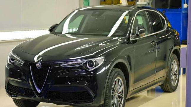 صور تجسسية تشاركنا التفاصيل المهمة للفئات الرئيسية من سيارة ستيلفيو