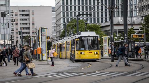 ألمانيا تصدر الغاز الطبيعي المسال الروسي من شركة في برلين إلى الهند