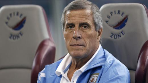 أوسكار تاباريز يؤكد إحترامه لمنتخب تشيلي ويسعى لنقاط إضافية