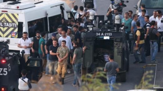 السلطات التركية تواصل إقالتها وإعتقالها لمتورطين في محاولة الإنقلاب