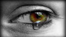 إذا كنت حزينا : إليك طرقا سهلة وبسيطة للتخلص من هذا الأمر !