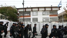 تركيا : شخصان يحاولان إقتحام السفارة الإسرائيلية وإصابة أحدهما