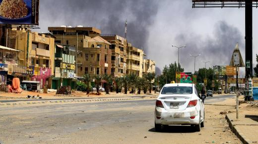 رغم الهدنة بين الجانبين.. استمرار الصراع في الخرطوم وسقوط الضحايا المدنيين