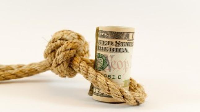 تكديس السيولة المالية هي الوسيلة المثلى للمحافظة عليها في بنوك أوروبا