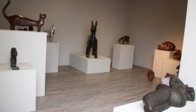 أحمد عسقلاني يفتتح معرض شخوص ويستعرض فية الكثير من الموروثات الشعبية بالصور