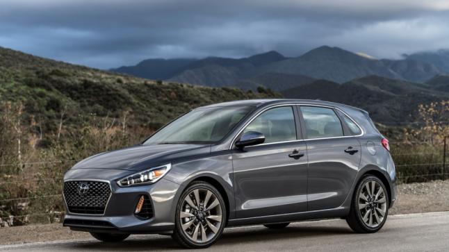 صور مميزة لسيارة النترا GT التي قامت شركة هيونداي بالكشف عنها في معرض شيكاغو للسيارات