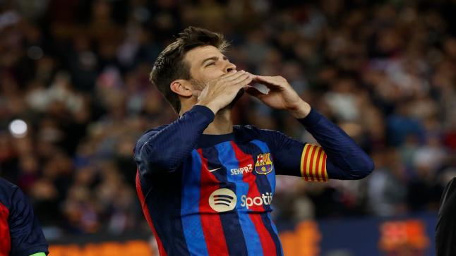 بيكيه لجماهير برشلونة: سأعود في المستقبل وسأموت هنا