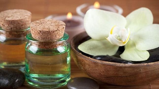 تفسير حلم العنبر في المنام لابن سيرين والنابلسي