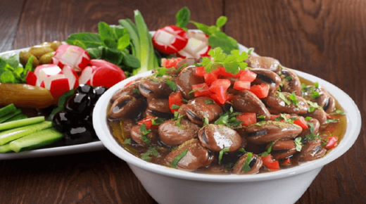 تفسير رؤية الفول في المنام لابن سيرين