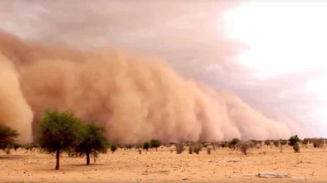 تفسير حلم رؤية التراب في المنام