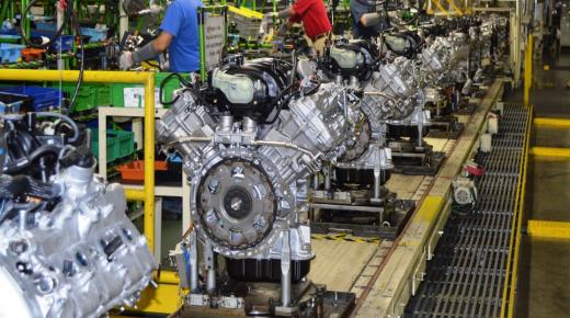 معلومات عن إحتفال مصنع تويوتا في ولاية ألاباما بإنتاج 5 مليون محرك