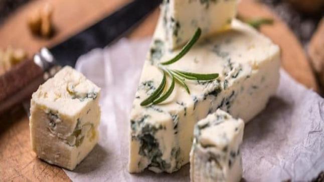 الجبنة الريكفورد وقيمتها الغذائية