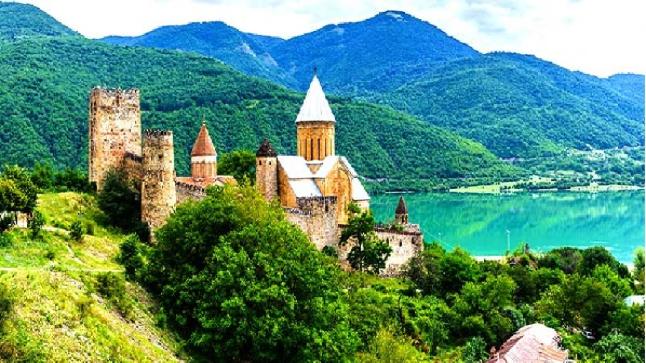 السياحة في جورجيا | معلومات كاملة عن السفر والمعيشة في دولة جورجيا لعام 2018 بالتفصيل