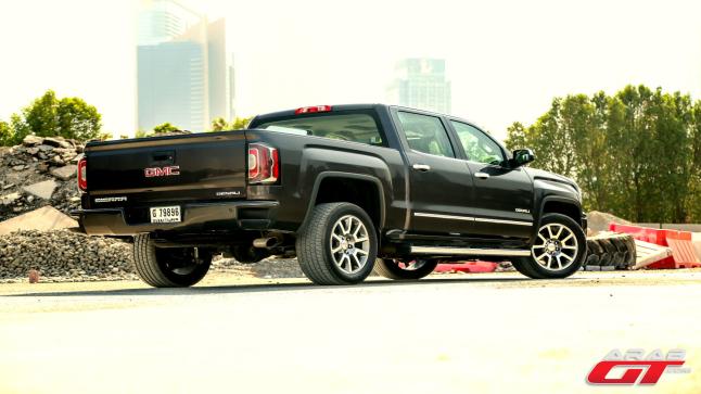 تعرف على نسخ محركات جي ام سي سييرا 2017 الجديد وأسعارها في الإمارات