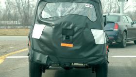 احدث الصور التجسسية لسيارة جيب رانجلر والكشف عن تفاصيل جديدة عنها