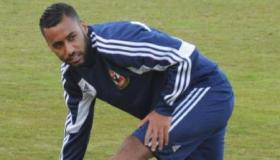 عودة لاعب وسط فريق الأهلي المصري حسام عاشور إلى التدريبات