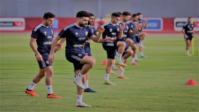 غياب محتمل لنجم الأهلي عن نهائي إفريقيا