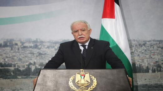 الخارجية الفلسطينية تحمل الاحتلال الإسرائيلي تشرد الشعب بسبب التفجيرات الأخيرة