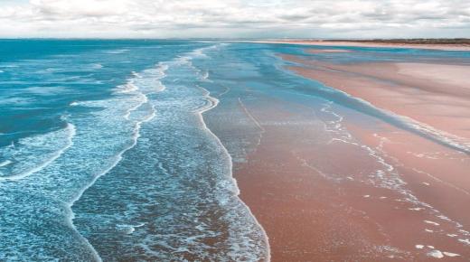 الواقع والخيال.. تفاصيل رؤية البحر في المنام وكيف يشير للاستقرار