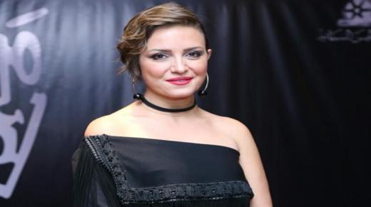 “ادعوا لأمي”.. ريهام عبد الغفور تناشد متابعيها من أجل رجاء الجداوي