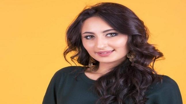 ملكة جمال مصر السابقة ريوان علاء تعلن وفاة جدتها بفيروس كورونا