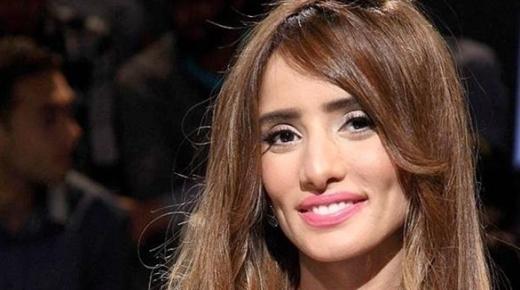 زينة تكشف تفاصيل الحالة الصحية لشقيقتها بعد تعرضها لنزيف في المخ