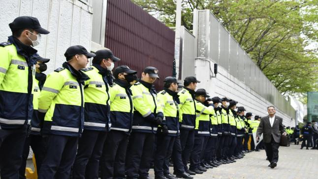 كوريا الجنوبية تستهدف ضبط الخارجين على القانون في 4 شهور