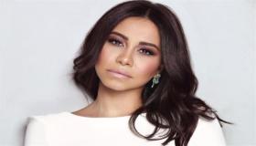 شيرين عبد الوهاب تنعي وفاة “ماما سناء”