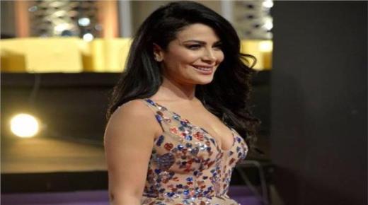 صبا مبارك: لم أشاهد الجزء الرابع من “حكايات بنات”.. وأنا أهلاوية بس أعيش في الزمالك