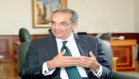 وزير الاتصالات المصري: انتهينا من ربط 2563 مدرسة ثانوية بالألياف الضوئية