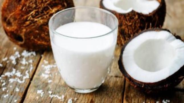 فوائد حليب جوز الهند