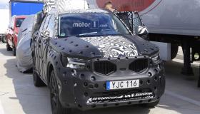 تفاصيل عن ظهور سيارة فولفو XC40 في صور تجسسية جديدة