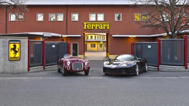 أول سيارة لشركة فيراري 125 S تحتفل مع أحدث سيارة لافيراري ابيرتا في عيدها السبعين