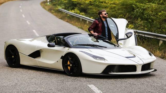 تفاصيل كاملة وصور عن سيارة فيراري لافيراري ابيرتا 2017