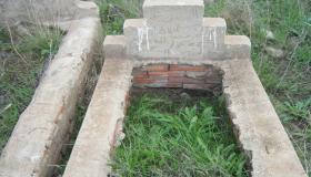 تعرض قبور مسلمين للتدنيس في باريس