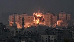 مصادر فلسطينية تعلن مفاجأة عن جهود مصر في توصيل المساعدات لقطاع غزة