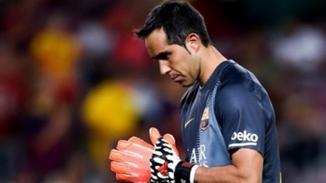 حارس برشلونة قد يرحل إلى إنجلترا هذا الصيف